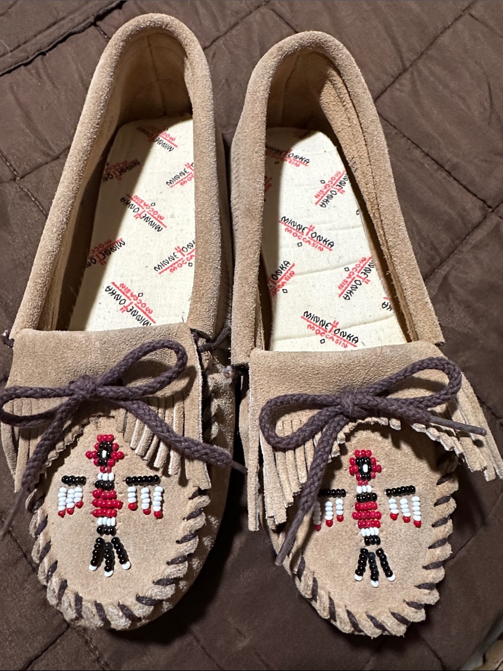 Minnetonka Beige Suede Beaded Fringe Moccasins